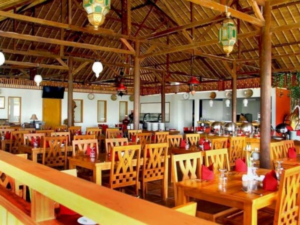 Grand Royal BIL Hotel Hotel in Pujut