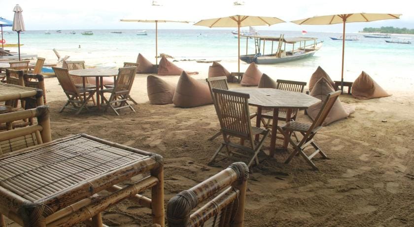 Gili Smile Bungalow Bed and Breakfast in Pemenang