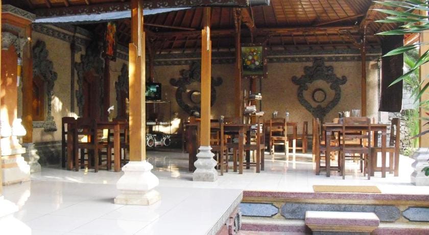 Adus Beach Inn Bed and Breakfast in Kuta