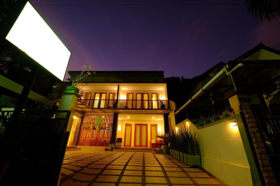 Villa Mataano Hotel in Batu Layar