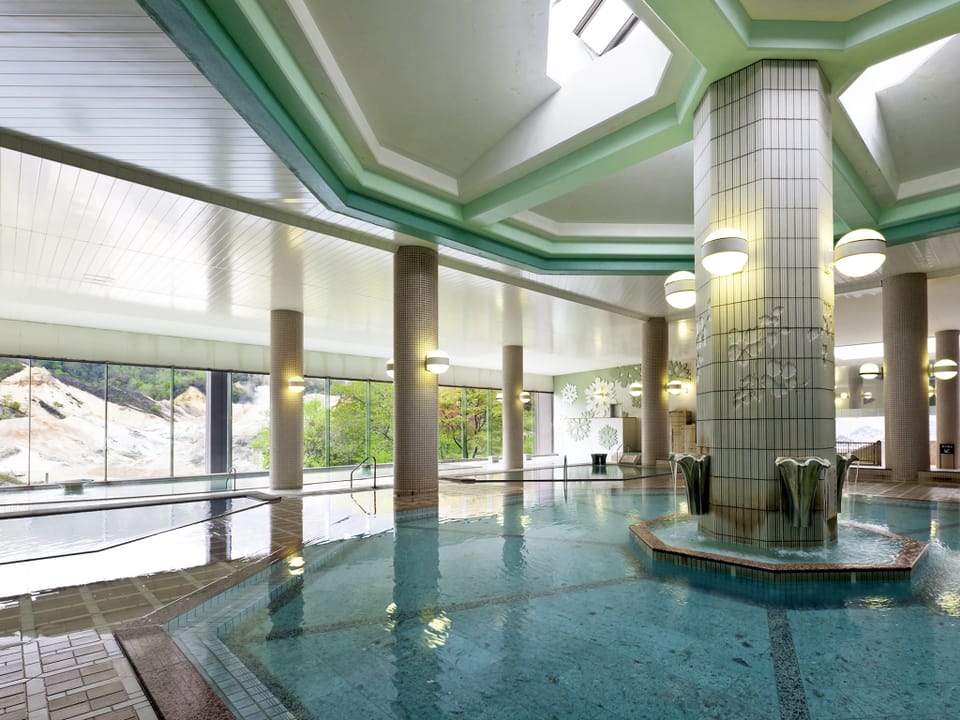 Noboribetsu Onsen Dai-ichi Takimotokan Hotel in Hokkaido Prefecture