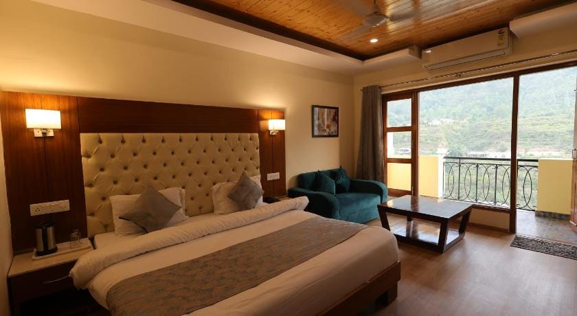 Riverside Resorts Resort in Uttarakhand