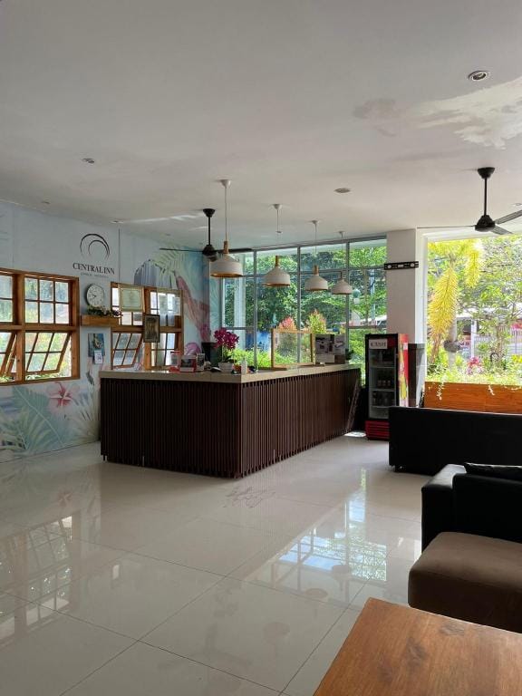 Central Inn Senggigi Hotel in Batu Layar