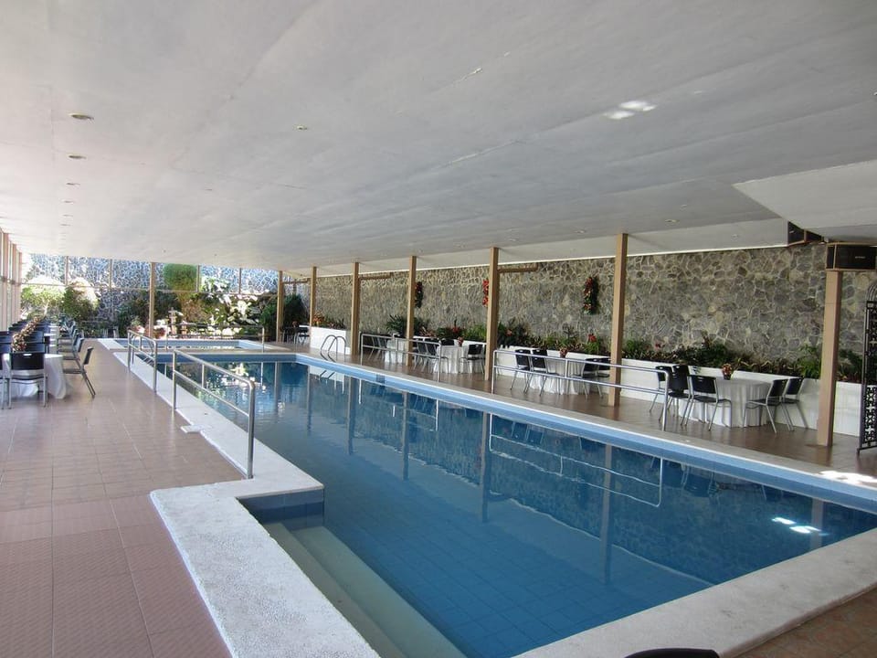 Emiramona Garden Hotel Hotel in Tagaytay