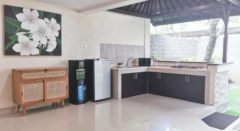 Kumpul Kumpul Villa Seminyak - CHSE Certified Villa in Kuta