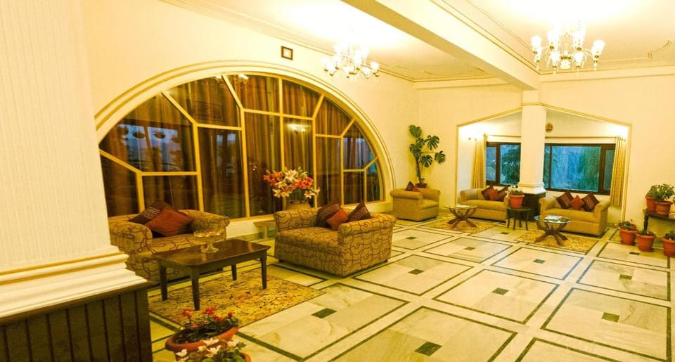 Royal Jardin Whistling Pines Resort Hotel in Himachal Pradesh