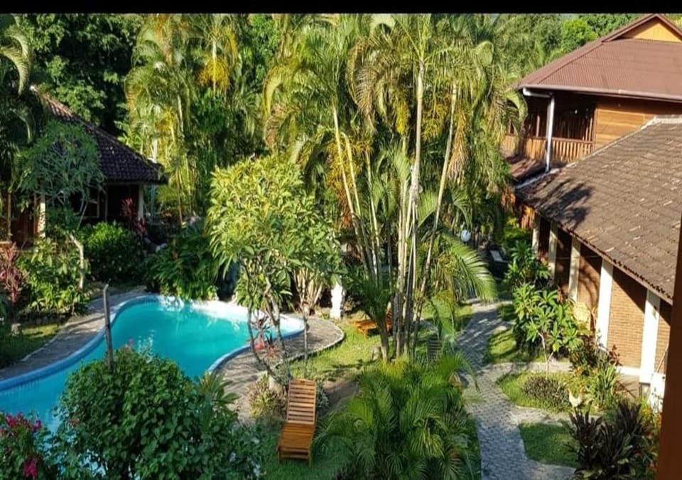 Hotel Besar Bulan Baru Hotel in Pemenang