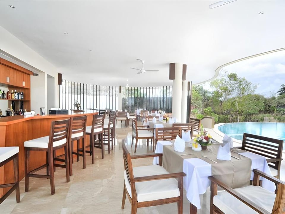 Mahagiri Villas & Spa Dreamland Villa in Bali