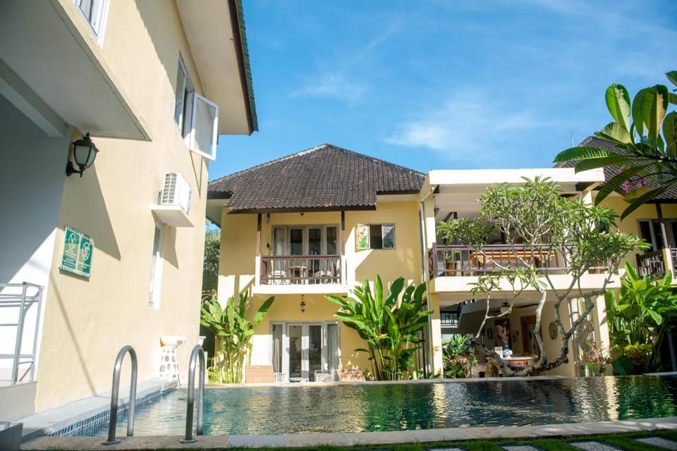 Abian Biu Mansion Bed and Breakfast in North Kuta