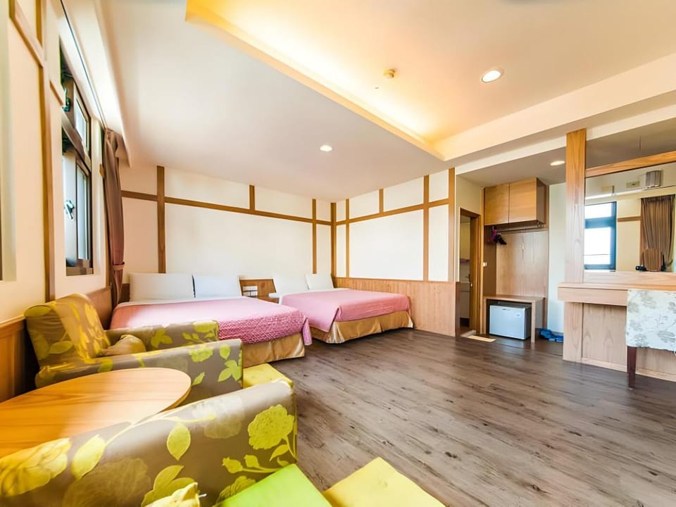 Meifon Hostel Bed and Breakfast in Hengchun Township