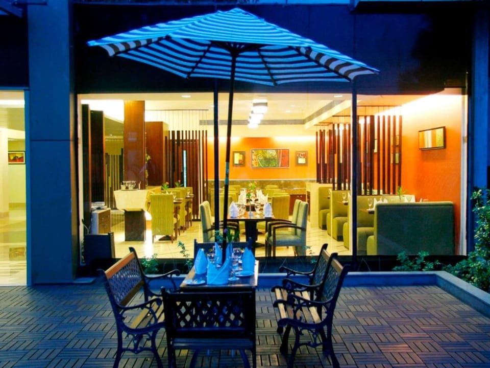 The Muse Sarovar Portico Nehru Place Delhi Hotel in New Delhi