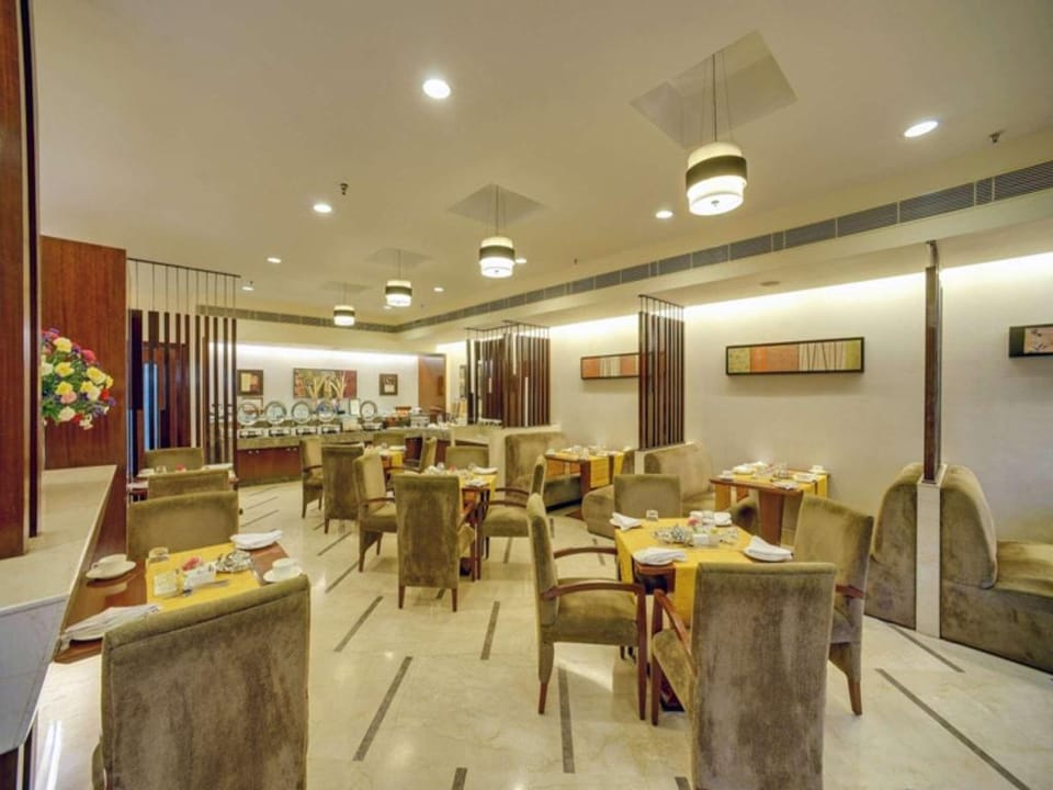 The Muse Sarovar Portico Nehru Place Delhi Hotel in New Delhi