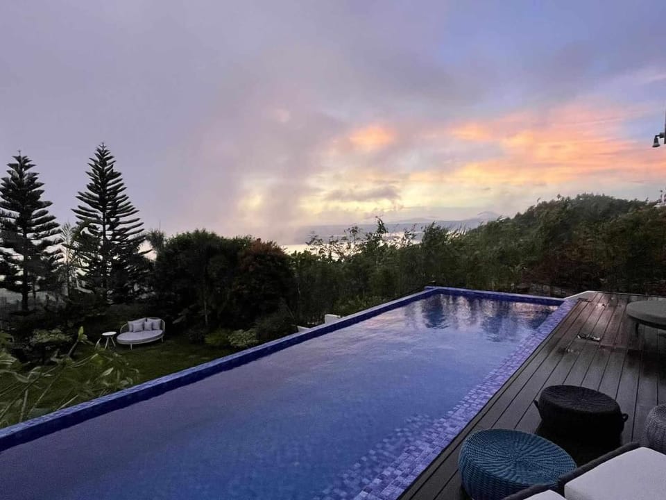 8 Suites By Fat Jimmy'S Hotel in Tagaytay
