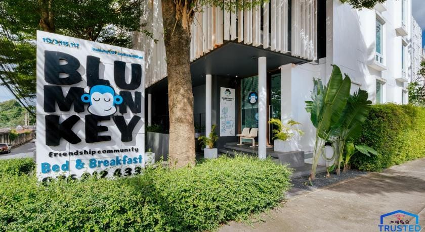 Blu Monkey Bed and Breakfast Phuket Hotel in Wichit