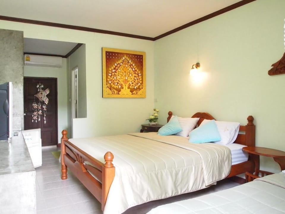 Baan Sala Lung Dam Hotel Resort in Ko Samui
