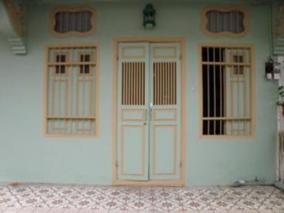 Green House @ Popus Vacation rental in George Town