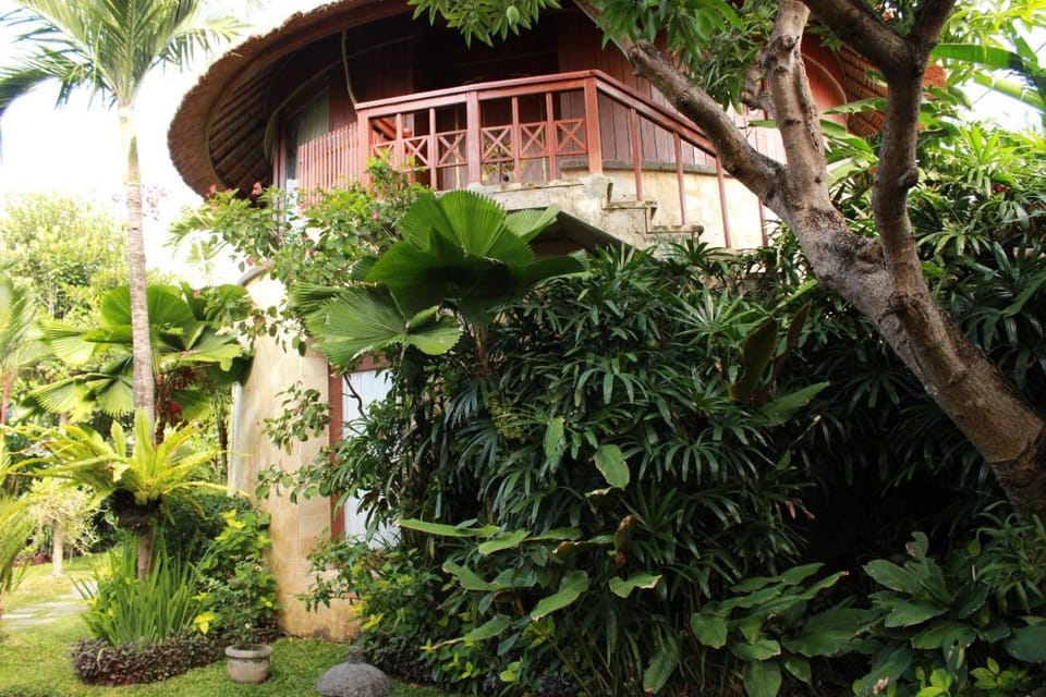 Dewani Villa Resort Campground/ 
RV Resort in North Kuta