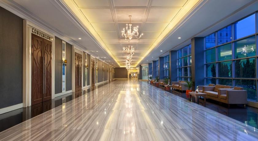Harris Hotel & Conventions Festival Citylink Hotel in Bandung