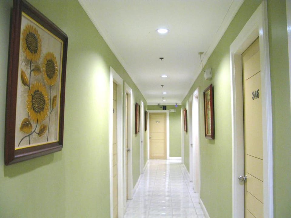 Davao Royal Suites and Residences Hotel in Davao City