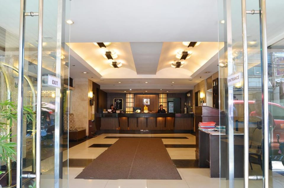 Pearl Garden Hotel Hotel in Manila City