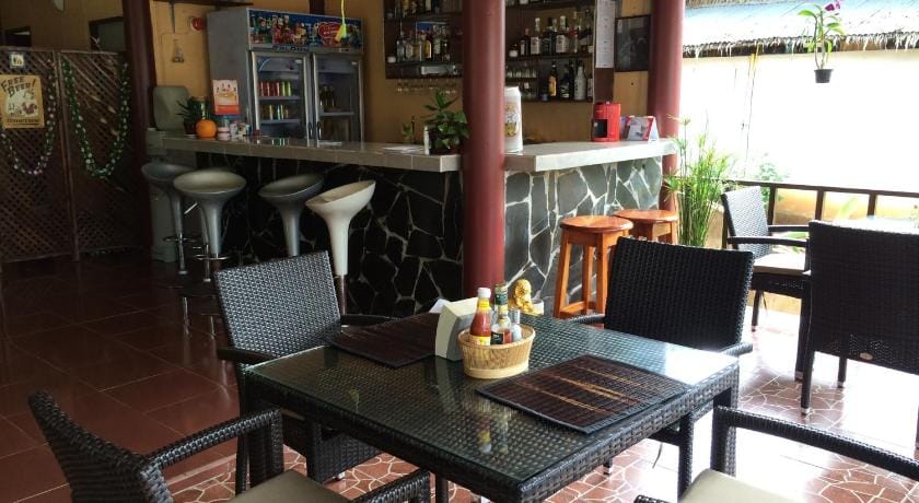 Baansanook Bungalow Inn in Koh Chang Tai