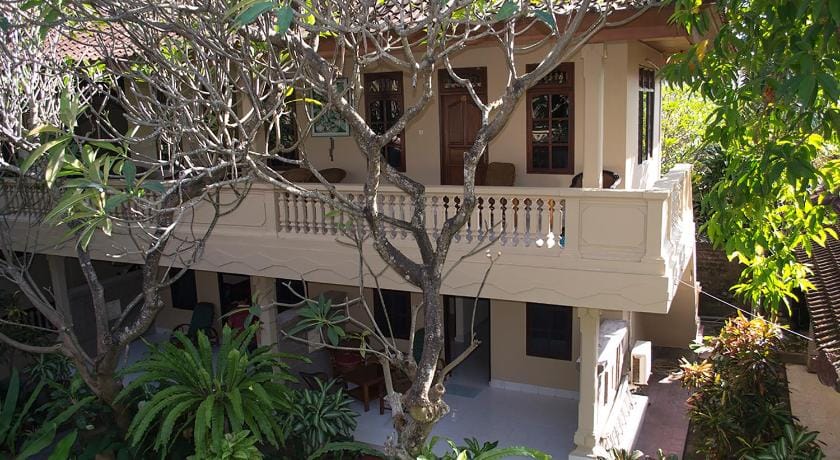 Flamboyan Hotel Bali Bed and Breakfast in Kuta