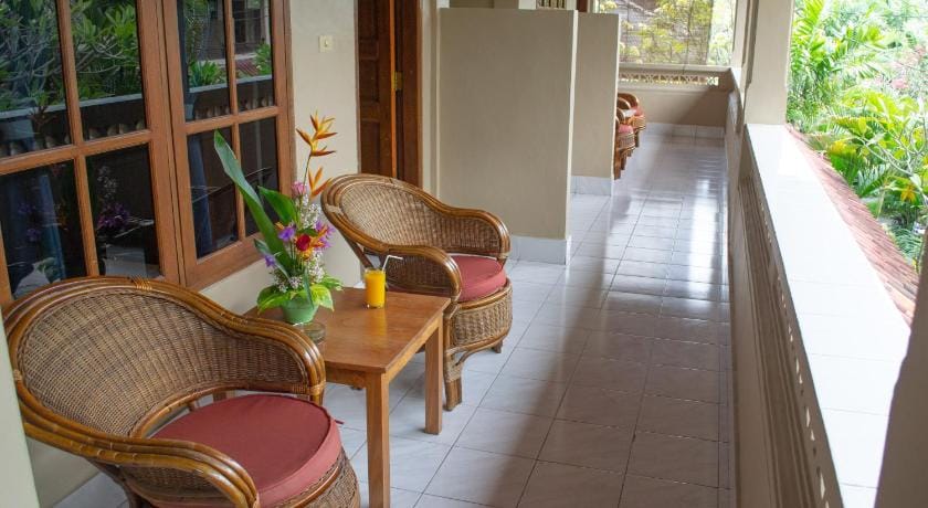 Flamboyan Hotel Bali Bed and Breakfast in Kuta