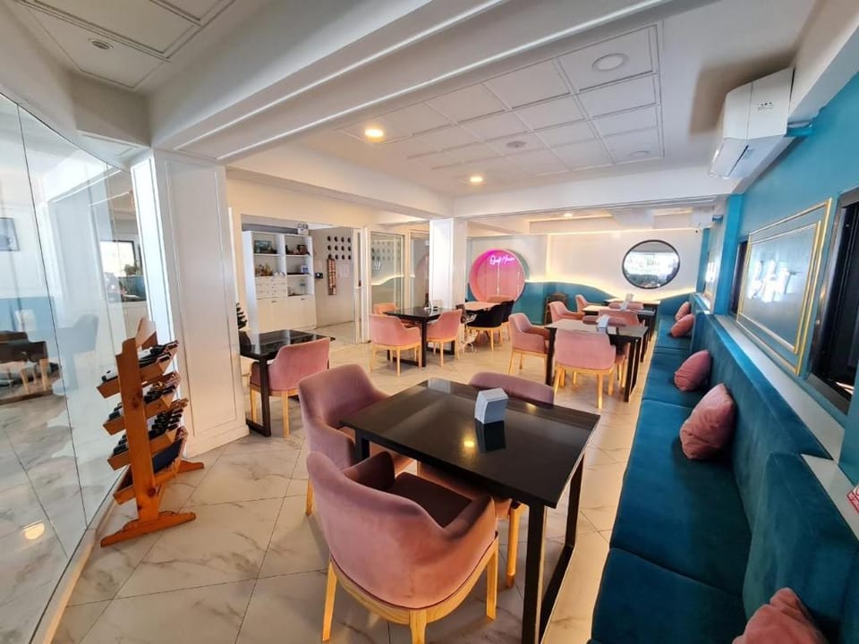 Opal House Hotel & Restaurant Hotel in Pattaya City