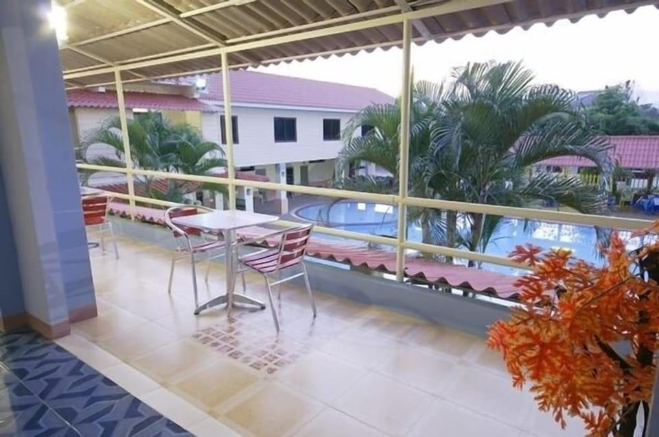 Homeland Resort Hotel in Laos