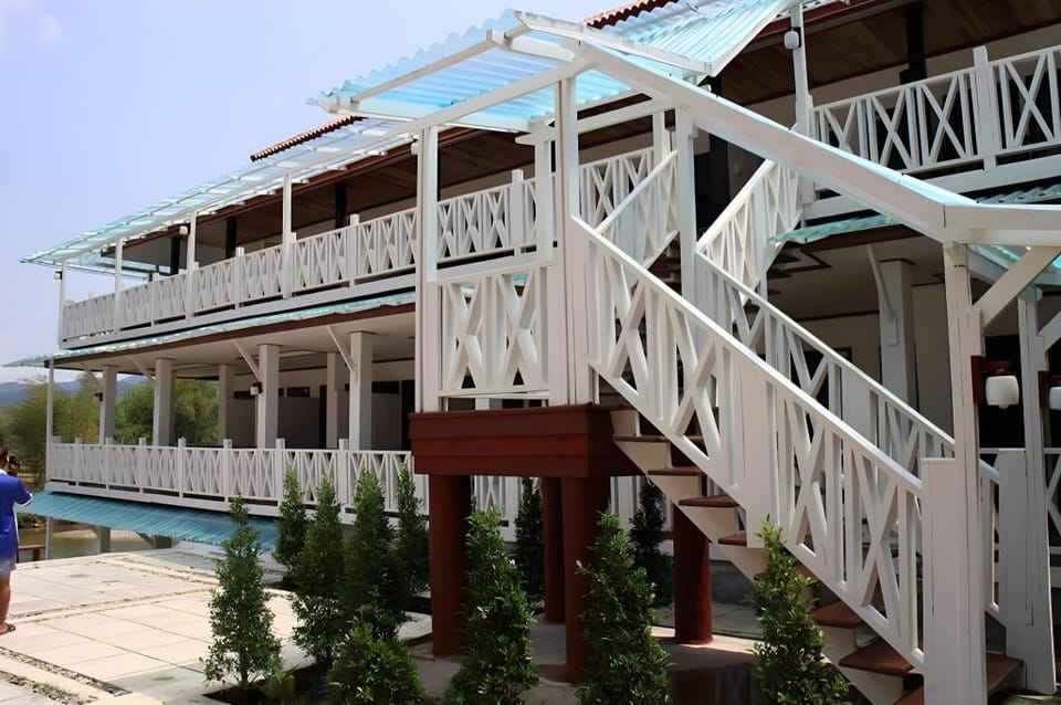 Vang Vieng Eco Lodge Hotel in Vang Vieng