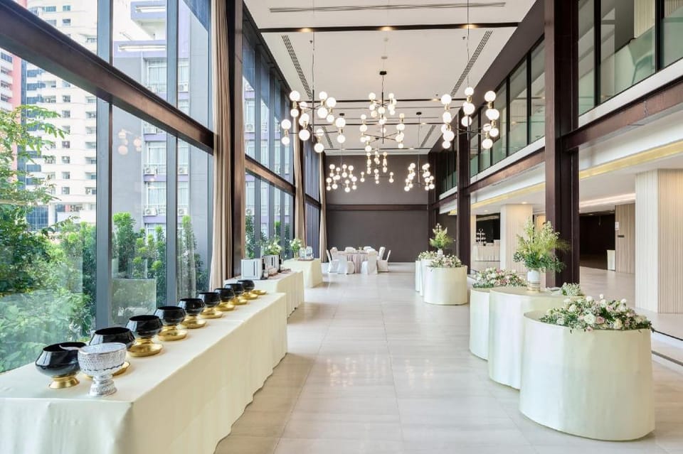TK Palace Hotel and Convention Hotel in Bangkok