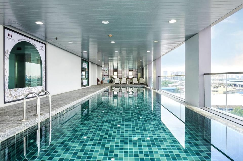 TK Palace Hotel and Convention Hotel in Bangkok