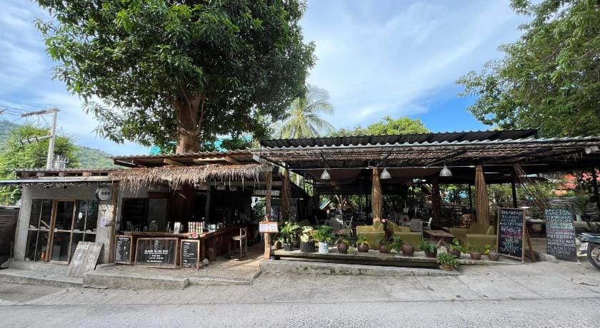 Paradise Bungalows Resort in Ban Tai