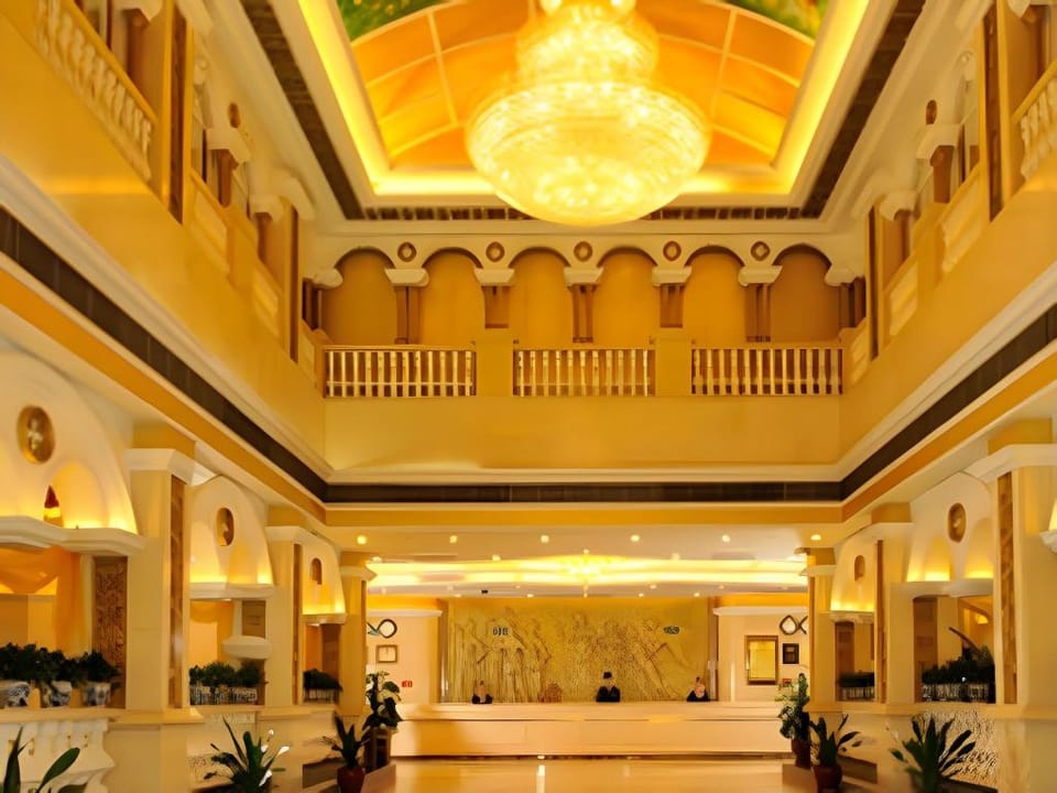 Vienna Hotel Silver Lake Branch Hotel in Shenzhen