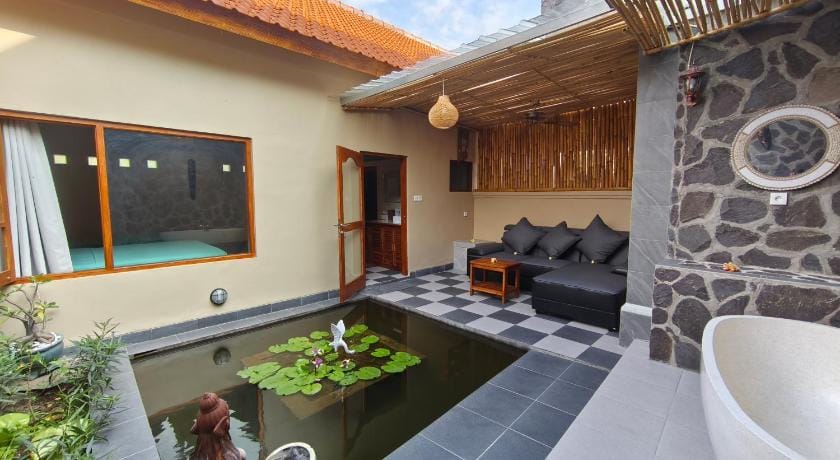 1000 Dream Bungalow & Restaurant Hotel in Buleleng