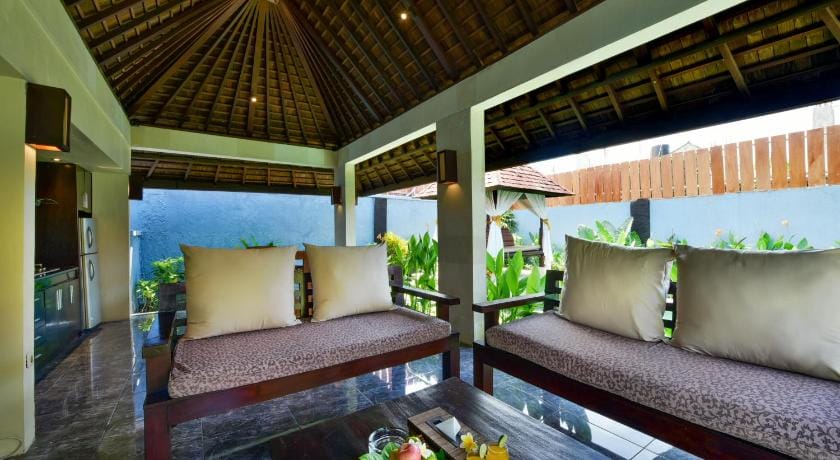 The Khayangan Dreams Villa Umalas Villa in North Kuta
