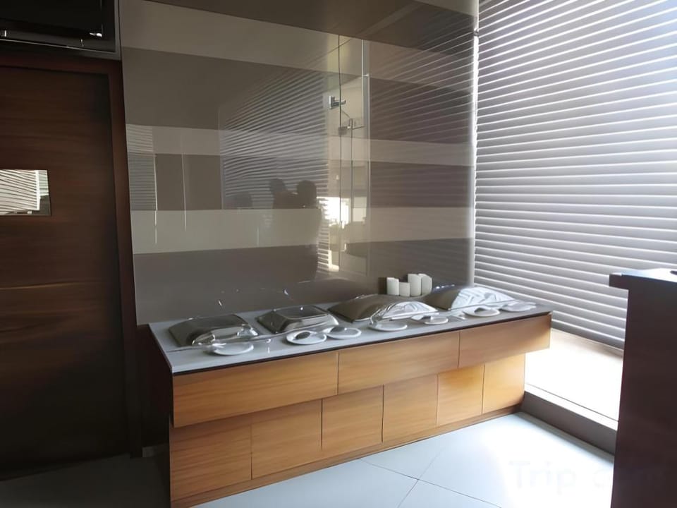 Hotel Suba International Hotel in Mumbai