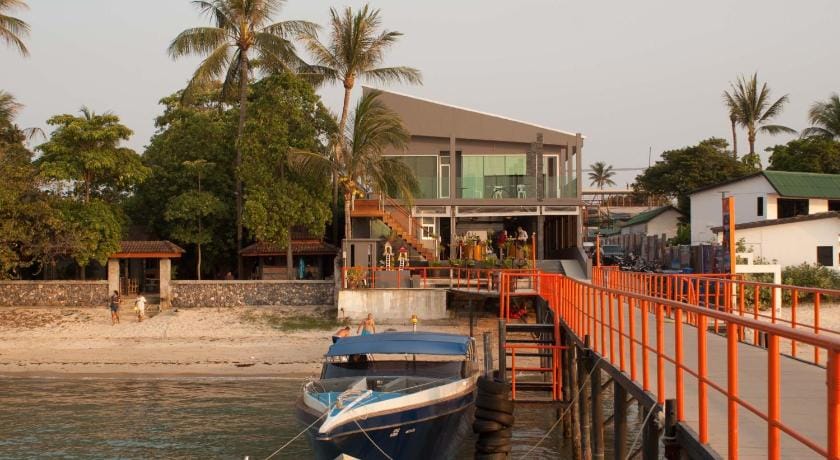 Marina Residence Bed and Breakfast in Ko Samui