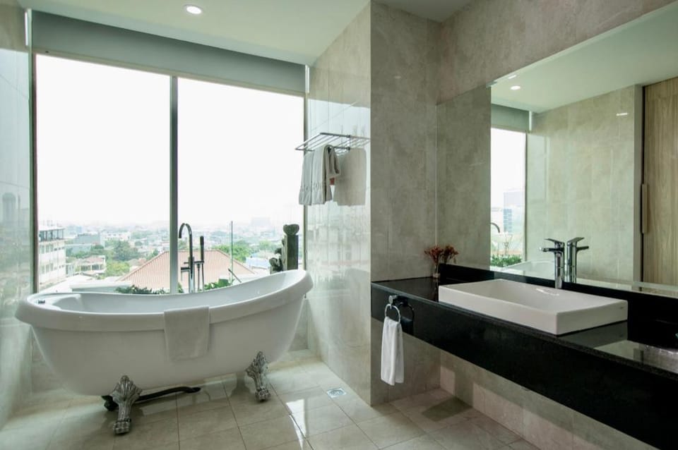 Sparks Life Jakarta Hotel in Jakarta