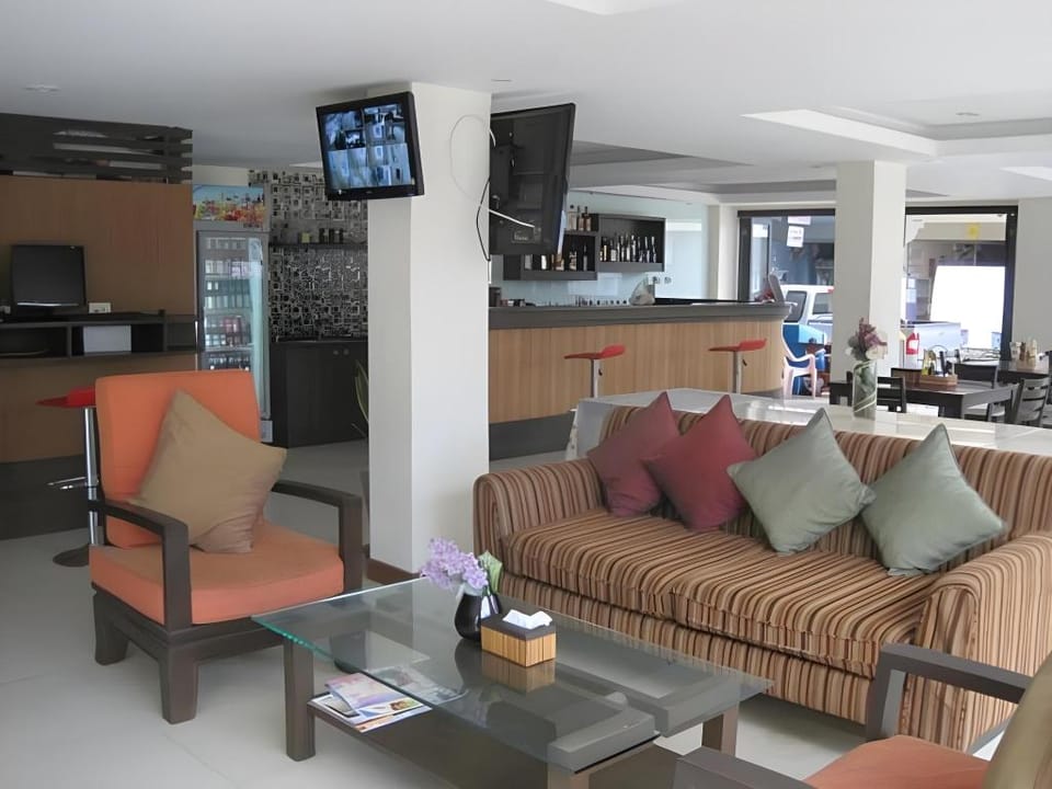 Sooksabai Jomtien Beach Hotel Hotel in Pattaya City