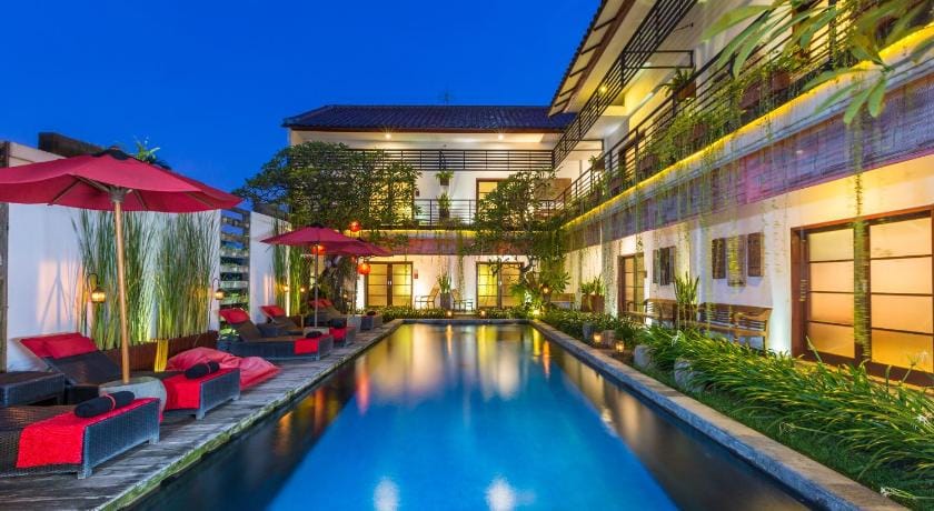 Kamar Kamar Rumah Tamu Boutique Hotel Bed and Breakfast in Kuta