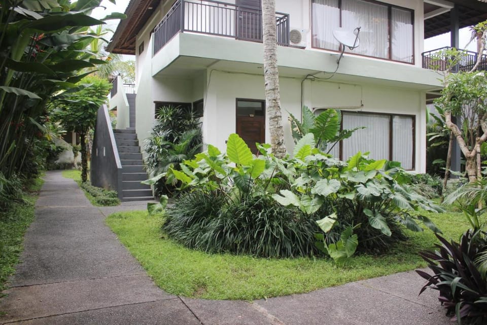Putri Ayu Cottages Campground/ 
RV Resort in Ubud