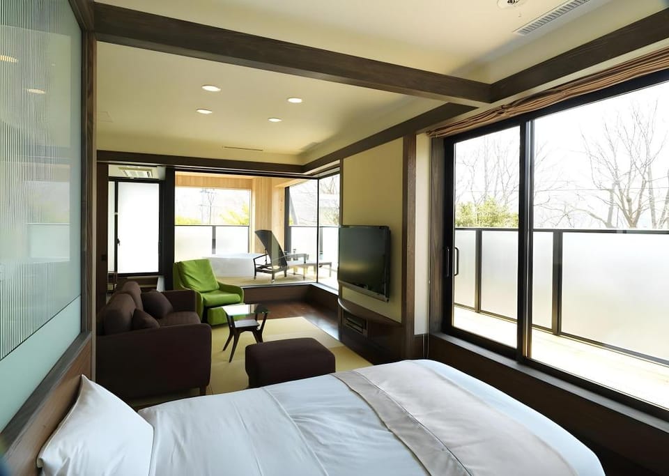 Lake Shikotsu Tsuruga Resort Spa Mizu no Uta Ryokan in Hokkaido Prefecture