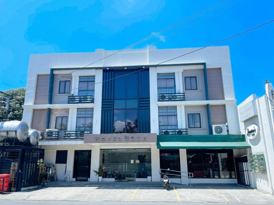 RedDoorz Plus @ Hotel Esse Hotel in Davao City