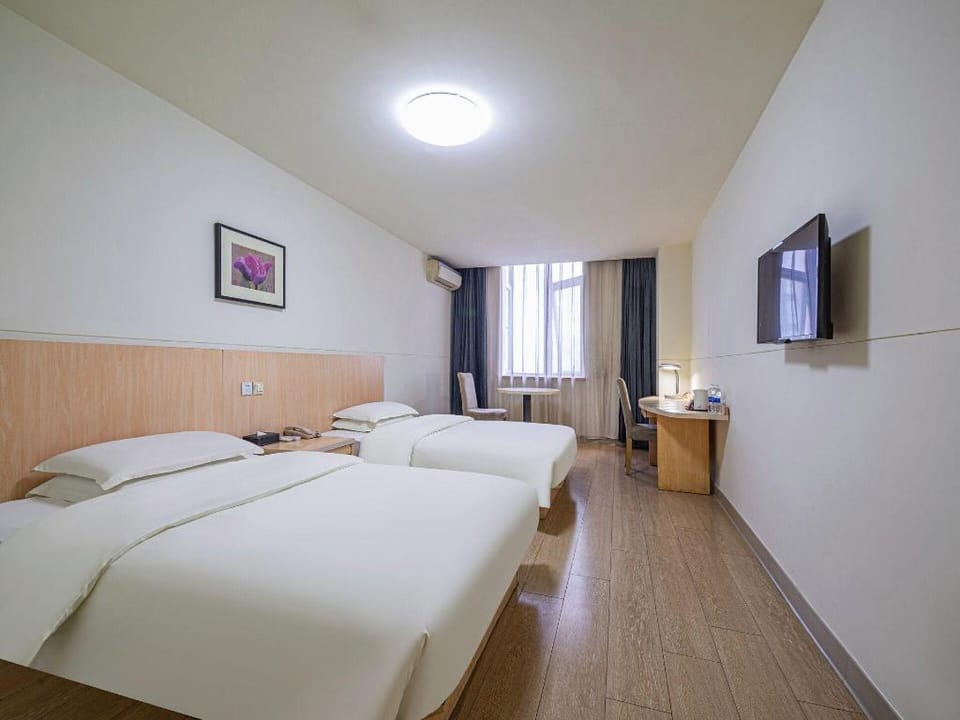 Jinjiang Inn Chongqing Yangjiaping Pedestrian Street the Mixc Hotel in China