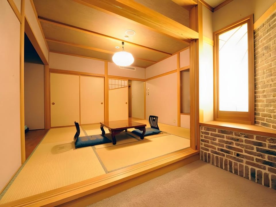 Hakuba Onsen Ryokan Shirouma-So Ryokan in Hakuba