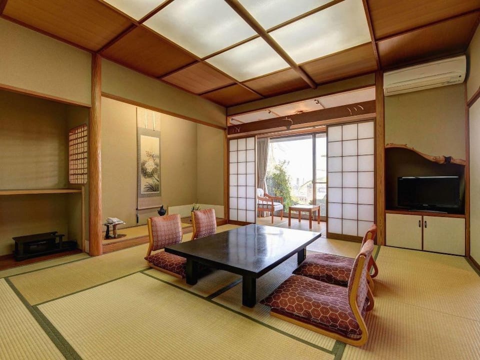 Nippon Ryokan Ito Onsen Yokikan Ryokan in Shizuoka Prefecture