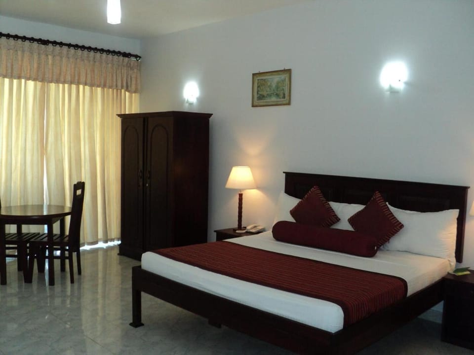 Sea Lotus Park Hotel in Sri Lanka