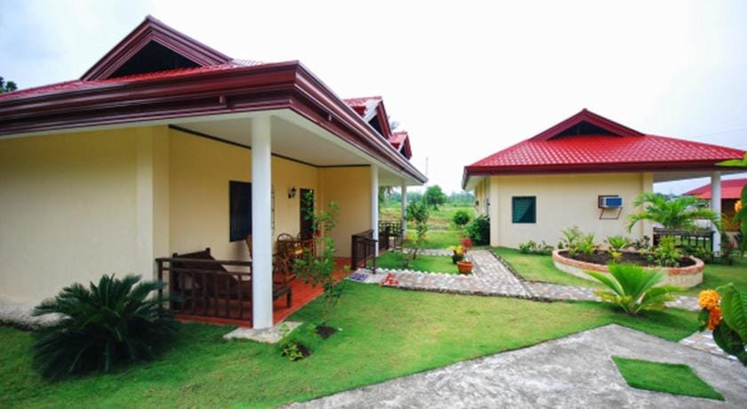 Bonita Oasis Beach Resort Resort in Central Visayas