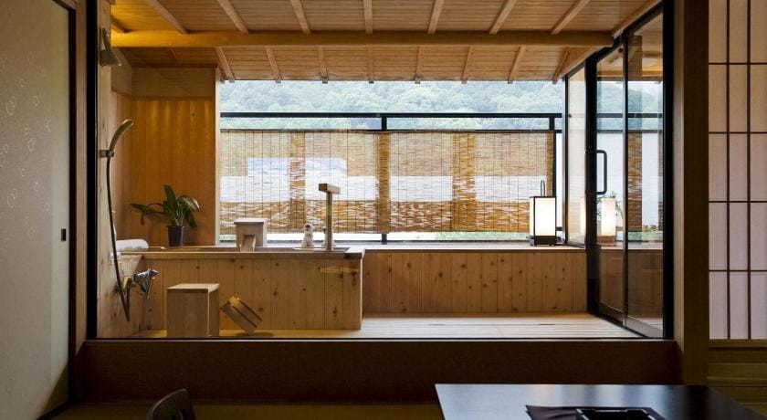 Kotosankaku Hotel Ryokan in Japan
